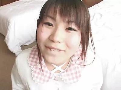 វីដេអូ Striptease របស់សិស្សសាលា Freckled (Kimmy Granger)