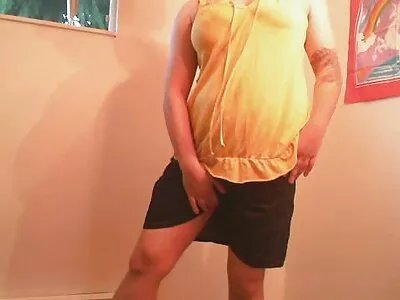 វីដេអូ Grind On Me (Becky)
